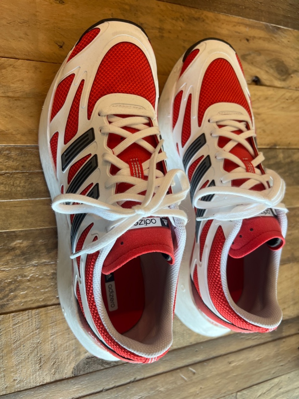 Adizero Aruku White Adidas Barely Worn Men’s 9.5 Rare Color and Style RUNNING